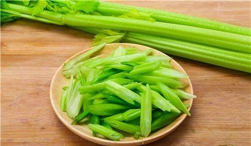 ���۲������������