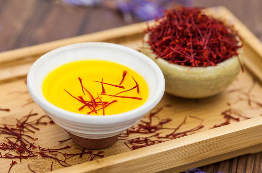 �غ컨�ǲ���������������˵�Ķ��Ǻ���֮���أ�