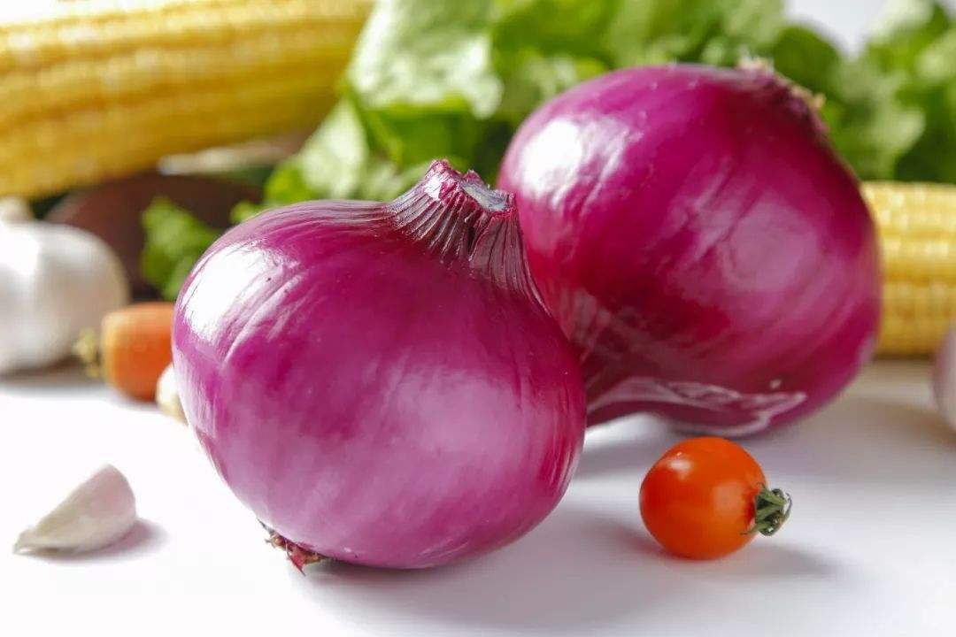 ��ͬ��ɫ��������˽���٣�